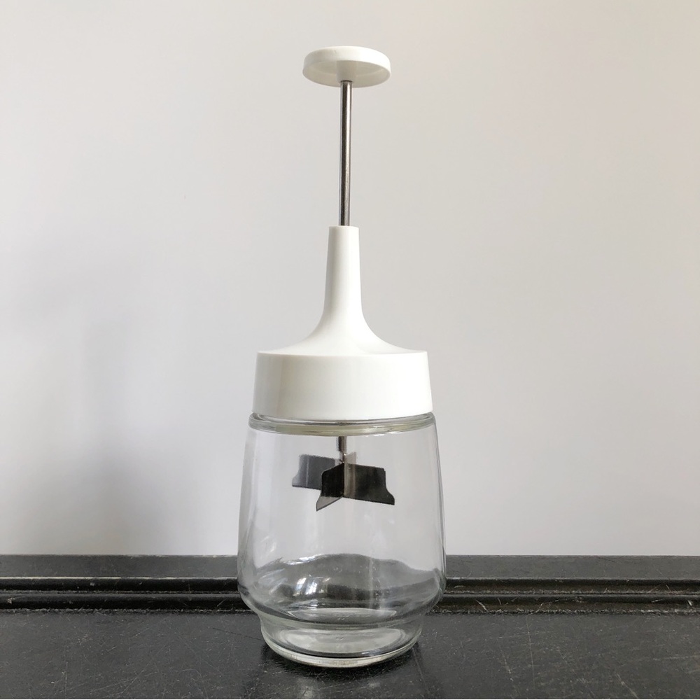 50s/60s Mid Century MCM White Gemco Nut Chopper Minimal Modern Kitschy Kitchen